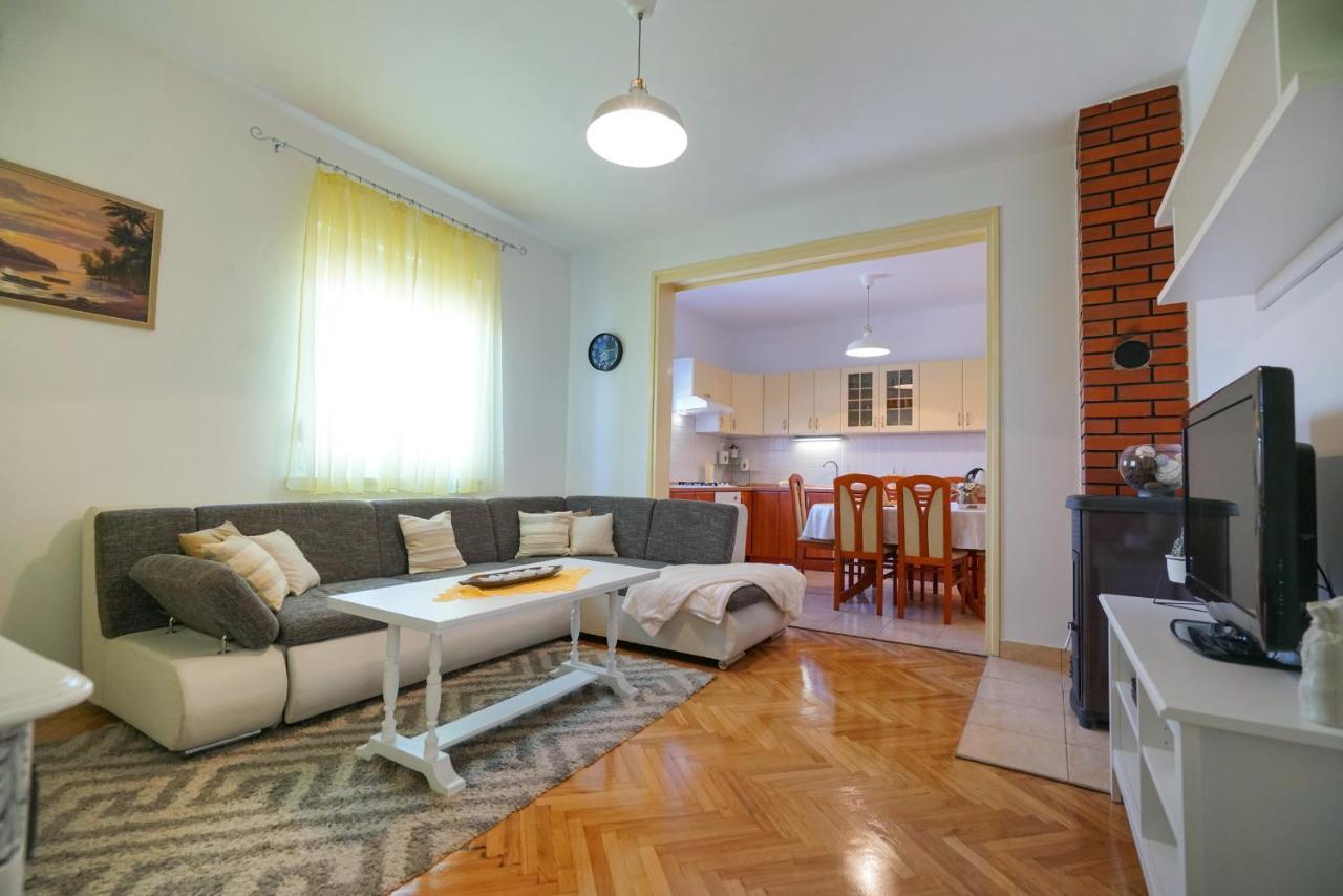 Apartment Jardin With Free Cowered Parking Задар Экстерьер фото